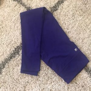NEW Fabletics Salar solid purple leggings